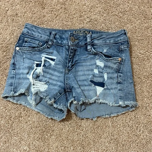 Arizona Jean Company Women's Ripped Blue Jean Shorts - Picture 1 of 3